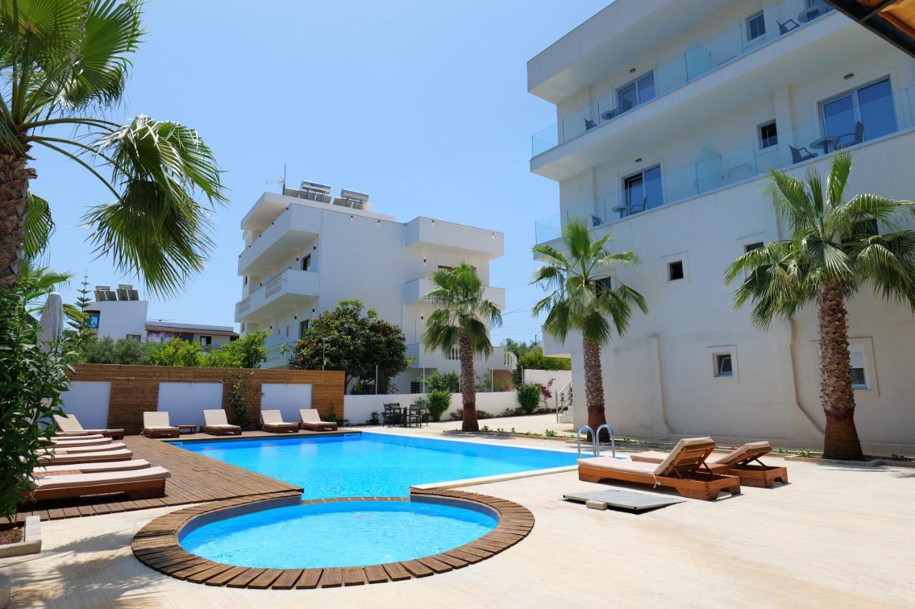 Kuburi Hotel Ksamil Bagian luar foto