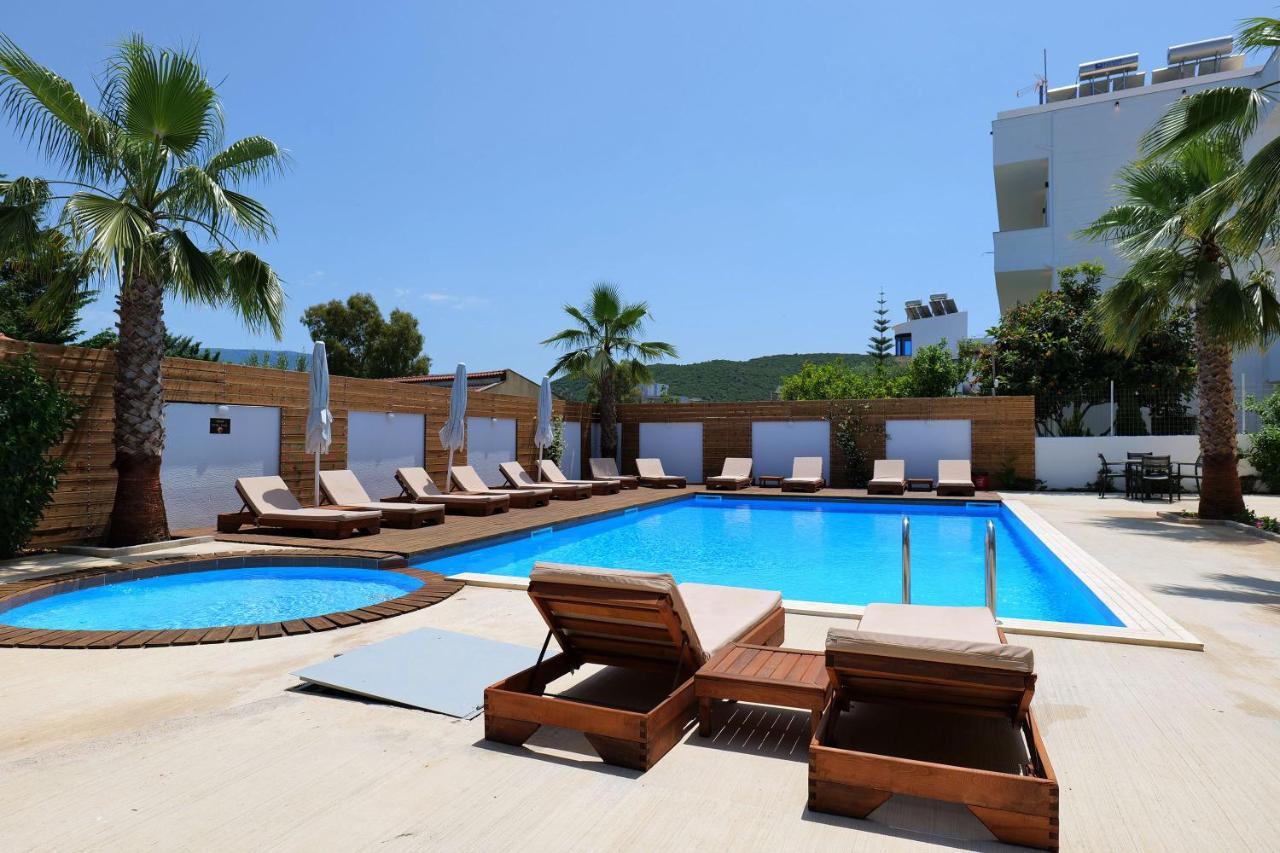 Kuburi Hotel Ksamil Bagian luar foto