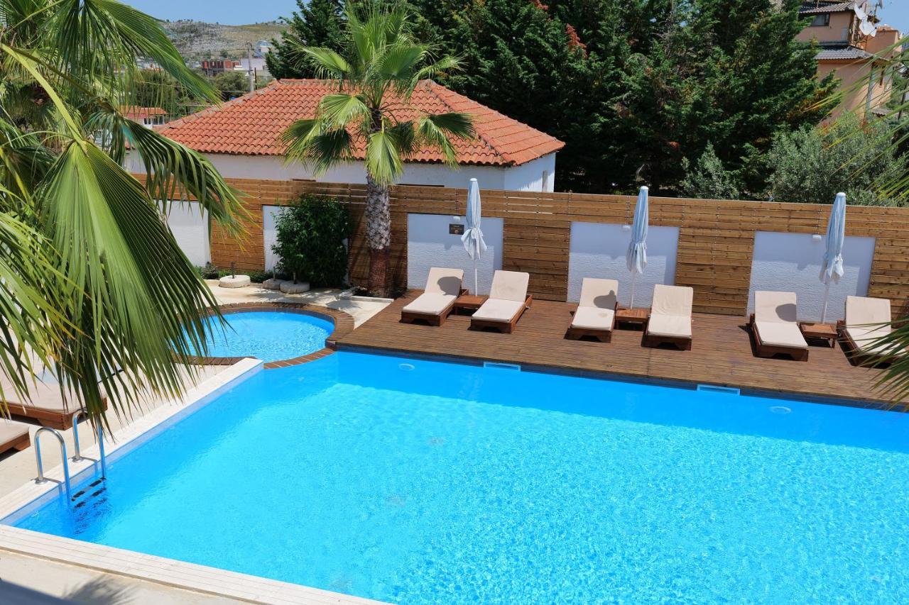 Kuburi Hotel Ksamil Bagian luar foto