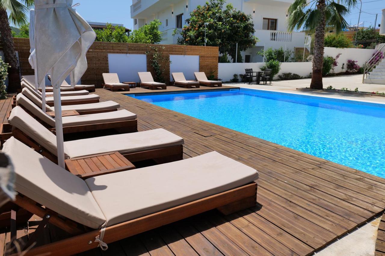 Kuburi Hotel Ksamil Bagian luar foto