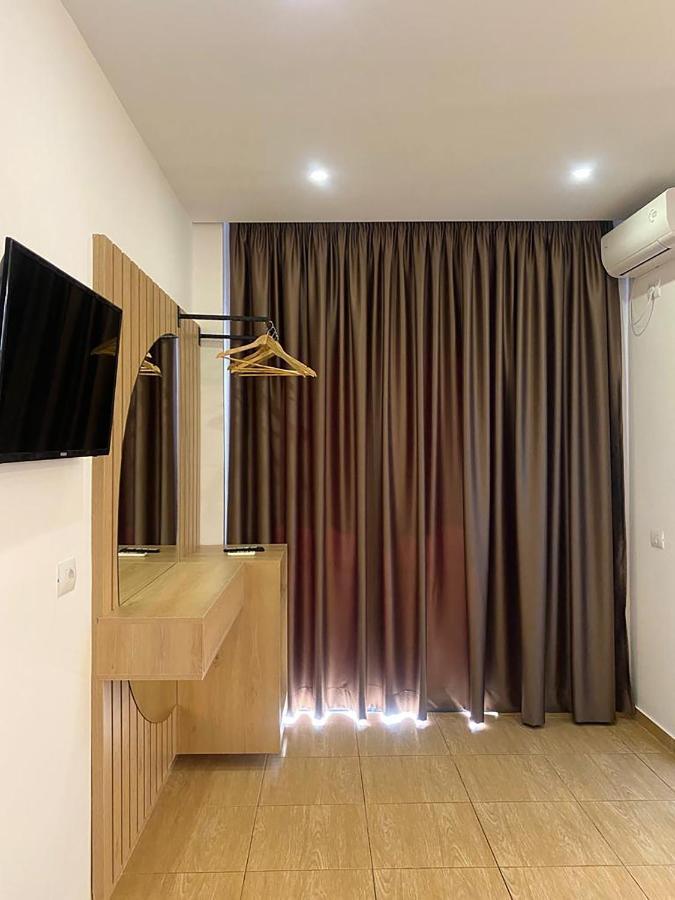Kuburi Hotel Ksamil Bagian luar foto