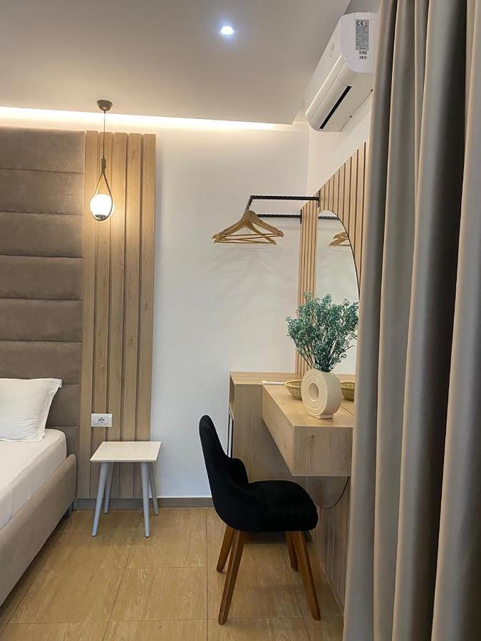 Kuburi Hotel Ksamil Bagian luar foto