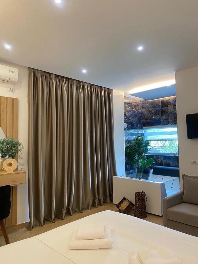 Kuburi Hotel Ksamil Bagian luar foto