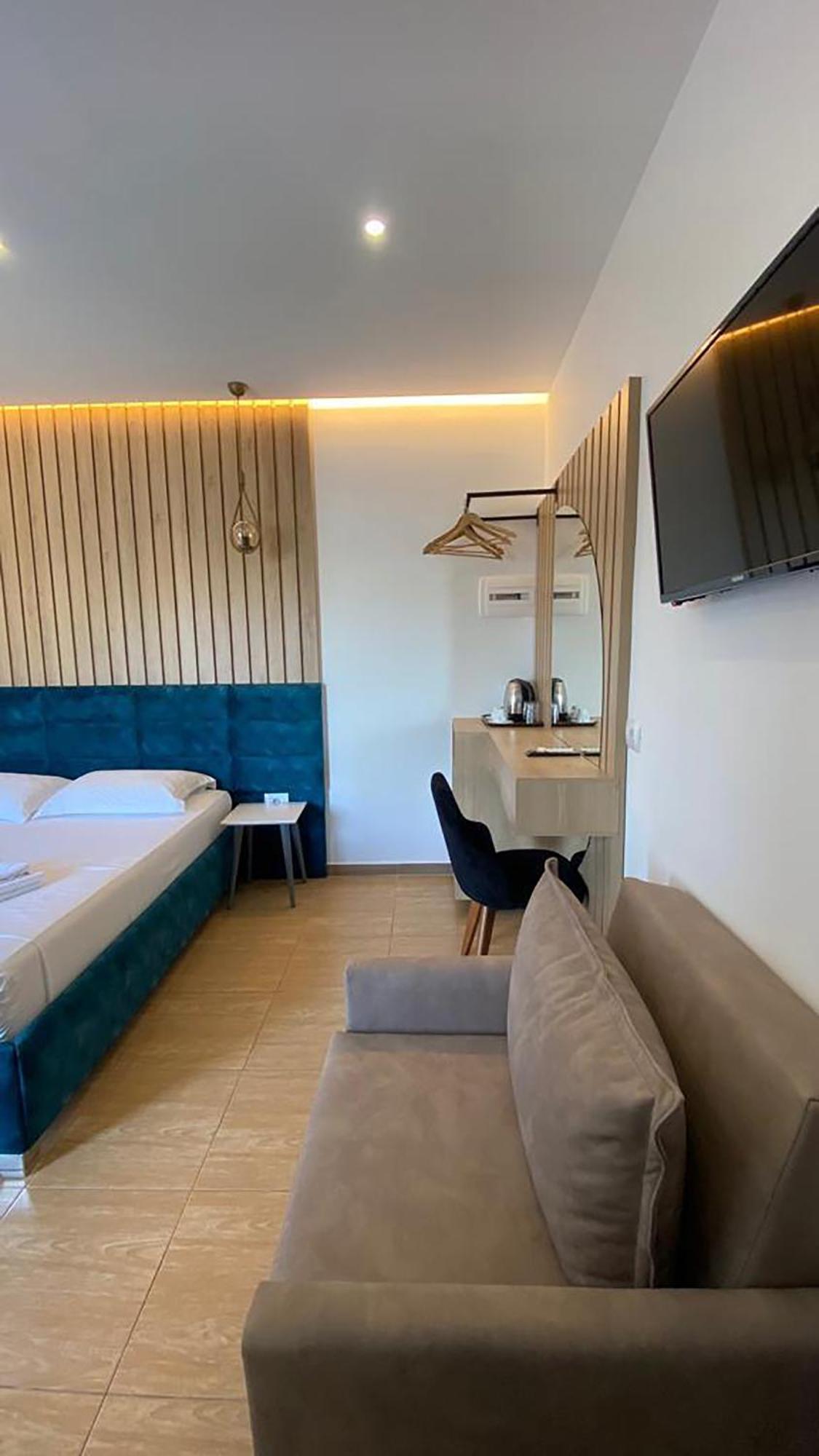 Kuburi Hotel Ksamil Bagian luar foto