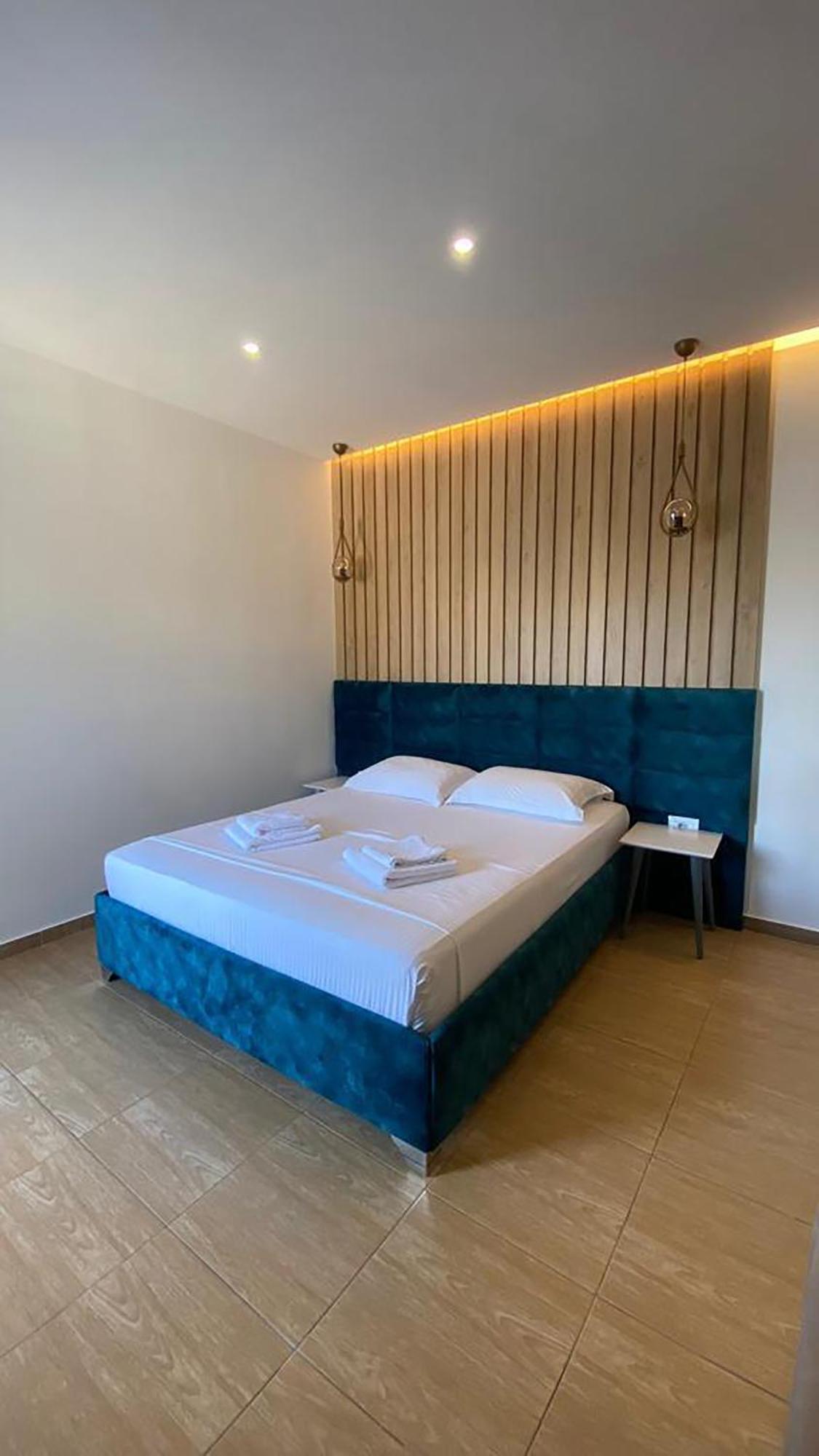 Kuburi Hotel Ksamil Bagian luar foto